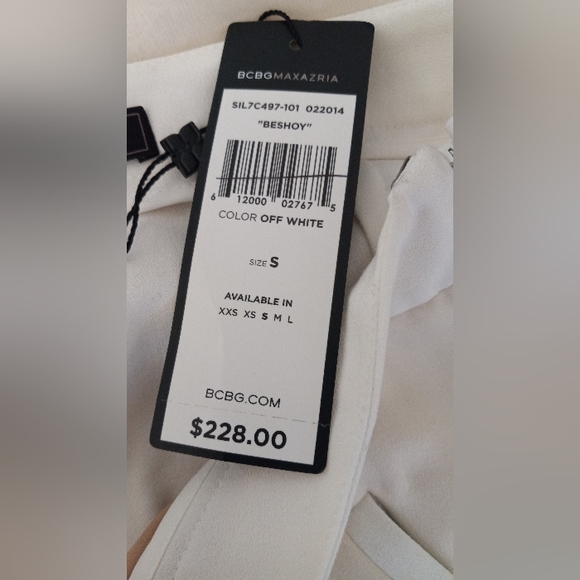 BCBG MAXAZRIA Maxi Skirt Silk with Underneath shorts - Picture 8 of 10